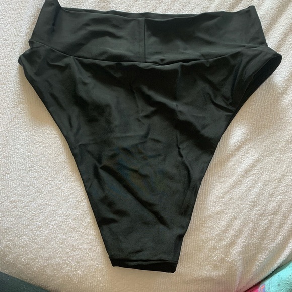 Aerie High Cut Cheeky Bikini Bottom (Size: M) - Picture 5 of 6